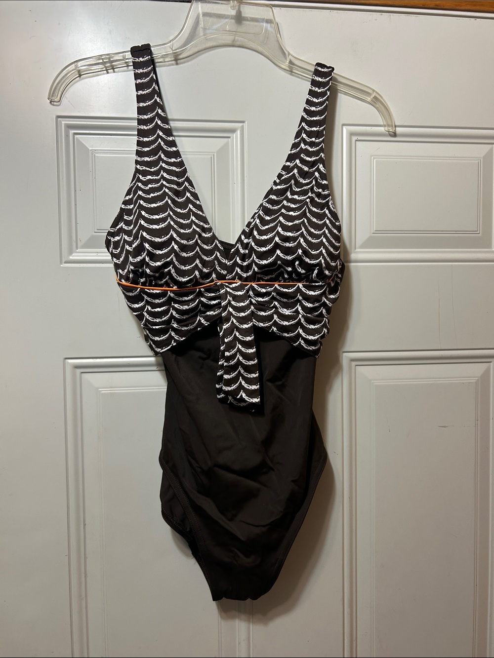 It Figures Brown & White Pattern One-Piece Swimsuit with Accent Trim 10 NWOT
